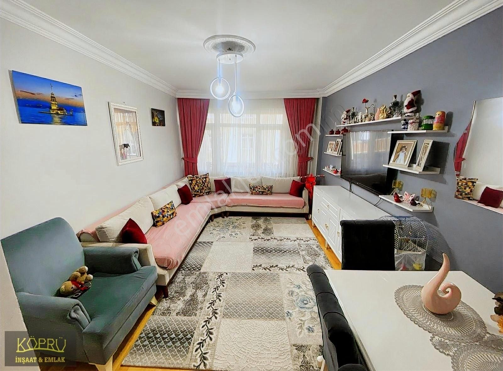 Köprü Emlaktan Zübeyde Hanım Mah'de 85m2 2+1 2.kat Daire