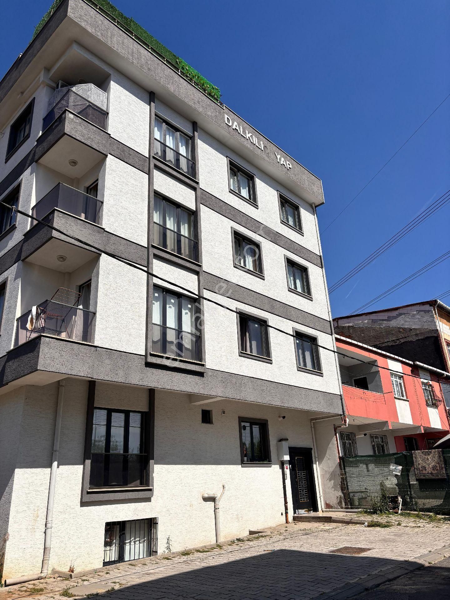 Mimarsinan Mah.3+2 Üstdublks Daire