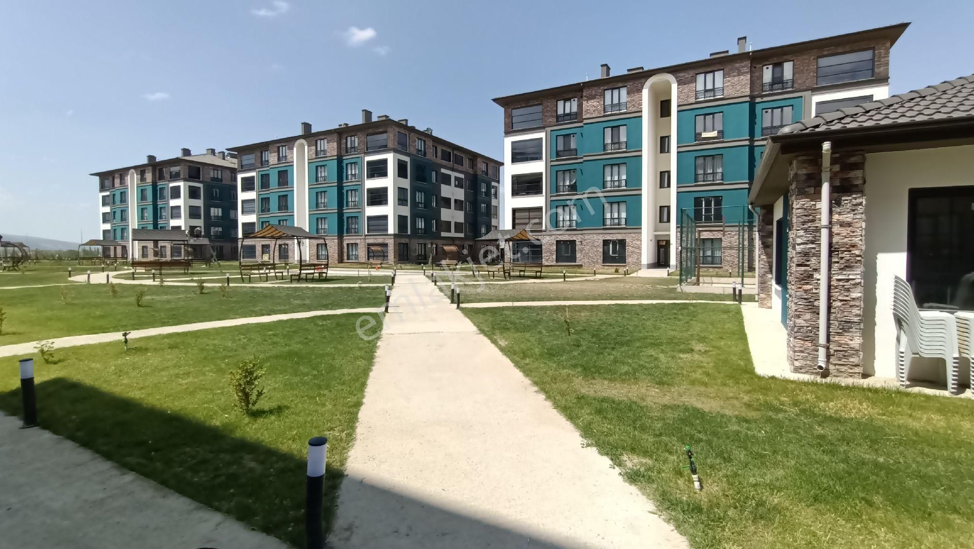 Abit Gm Yarenler Mahal Perada 2.kat 2+1 Kiralık Sıfır Daire