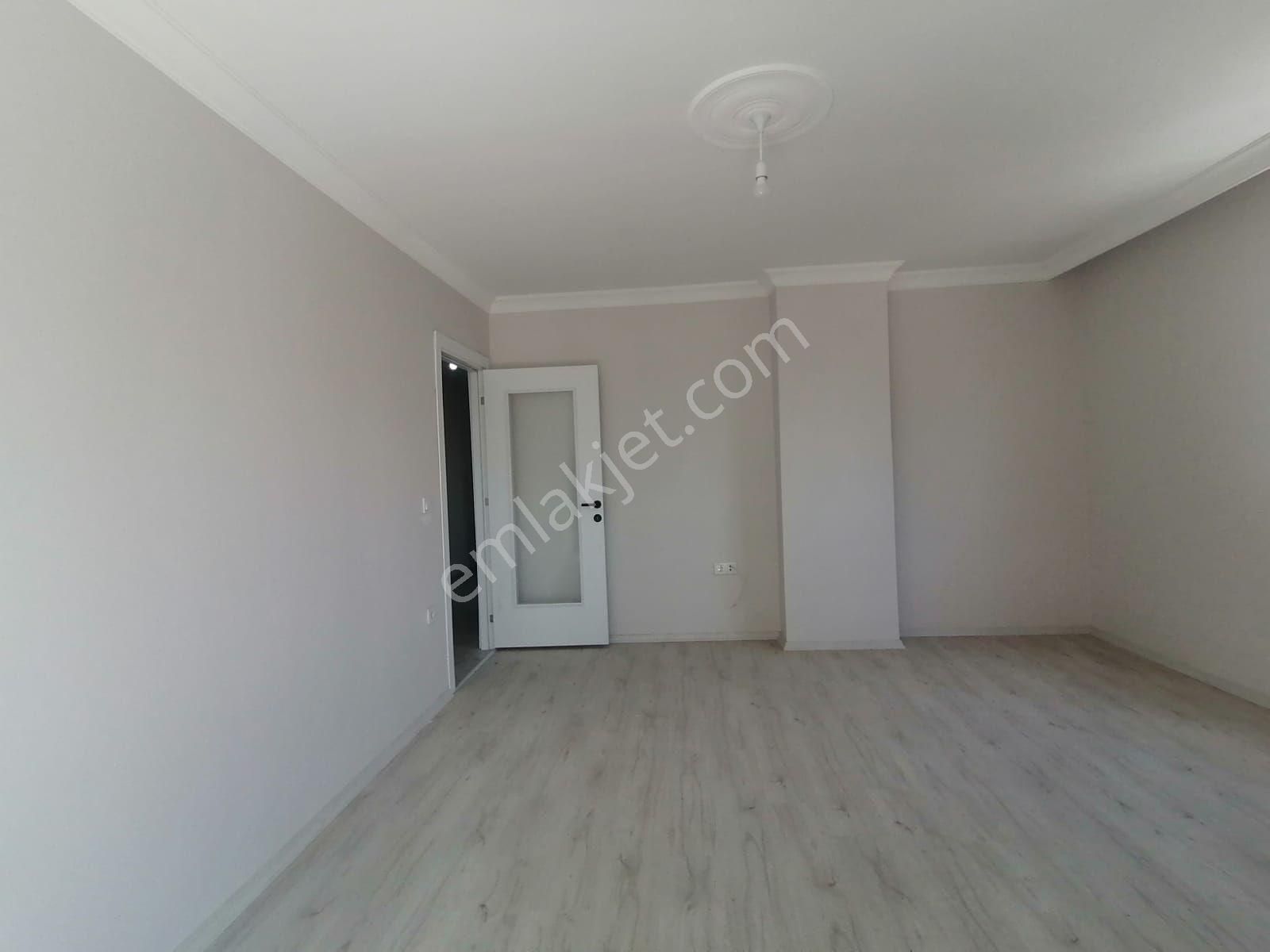 Sultanbeyli Mimarsinan Mah Ebeveyn Banyolu Yatırımlık Daire