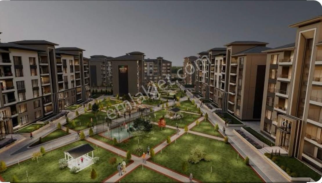Analiz'den Aksa Park Evleri`nde 3+1 Satılık 139m2 Boş Hisse