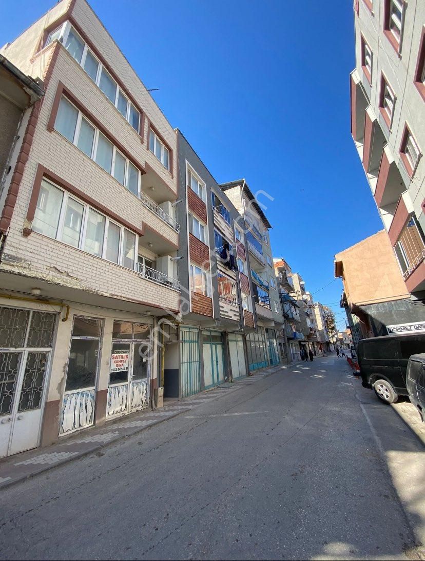 Podyum Gayrimenkul’den Kiralık Daire Ve Dükkan