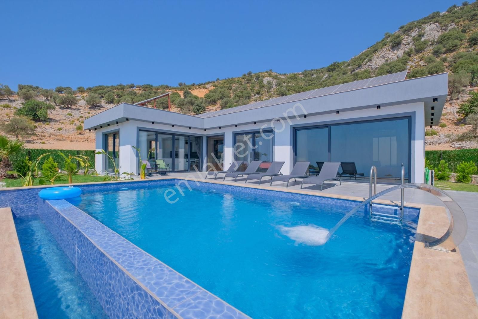 Goldhouse Dan Satılık Müstakil Villa Muhteşem Manzaraya Sahip 2+1