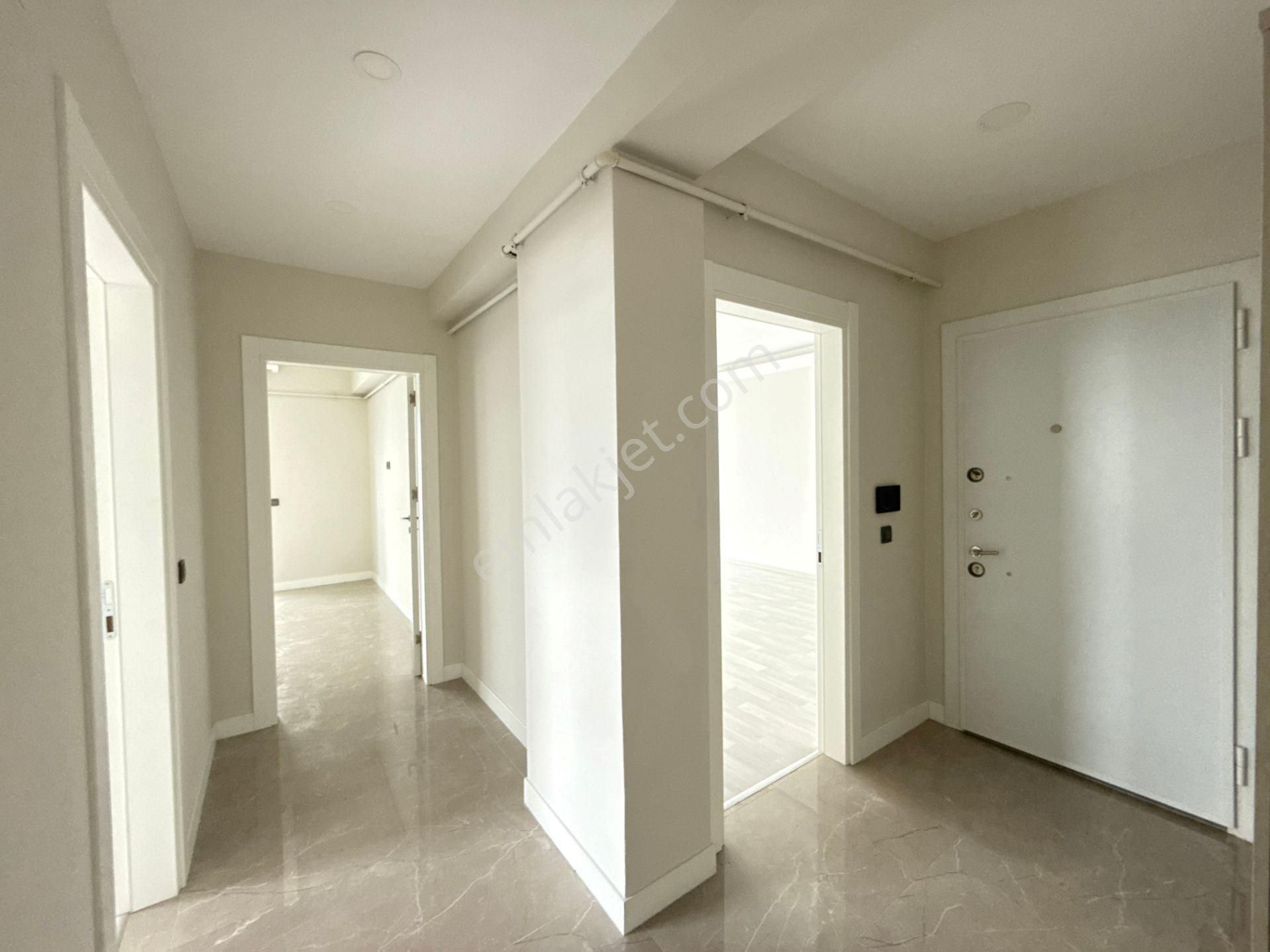 Bursa Yıldırım Millet Mah Bulvar Konakları'nda 3+1 Kiralık Daire