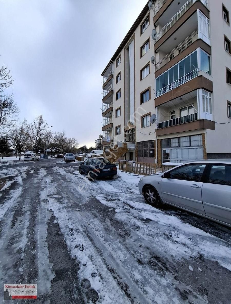 İncesu Vali İhsan Aras Mahallesinde Satılık 3+1 Daire