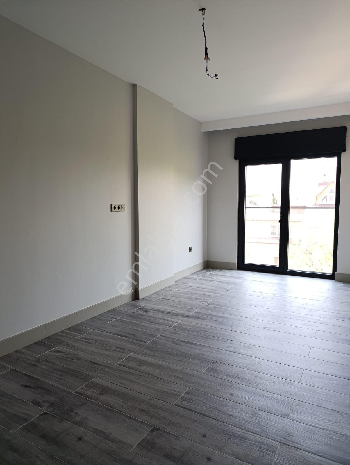 Etiler Alkent Karşısında 2+1 Yeni Bina Satılık Ara Kat - Görsel 3