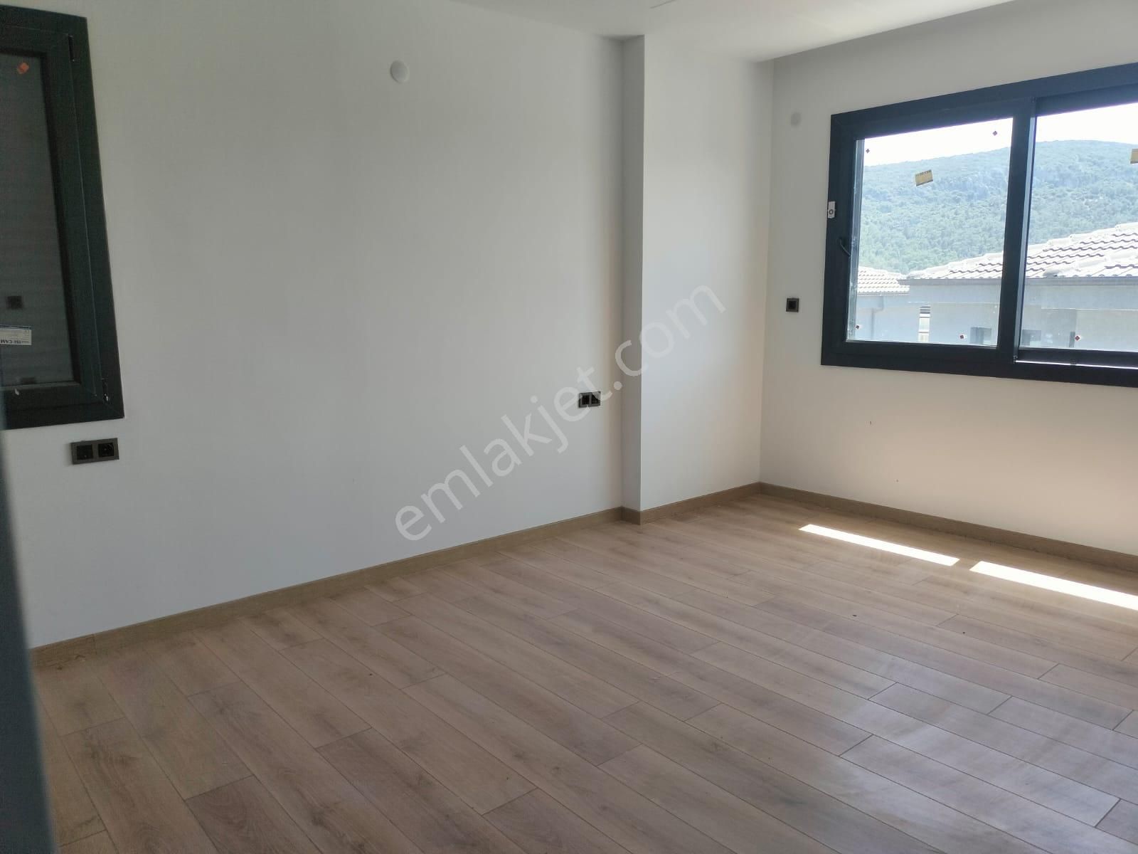 Aydın Akbük'te Denize 1200 M. Yeni Yapı Havuzlu Müstakil Villalar - Görsel 14