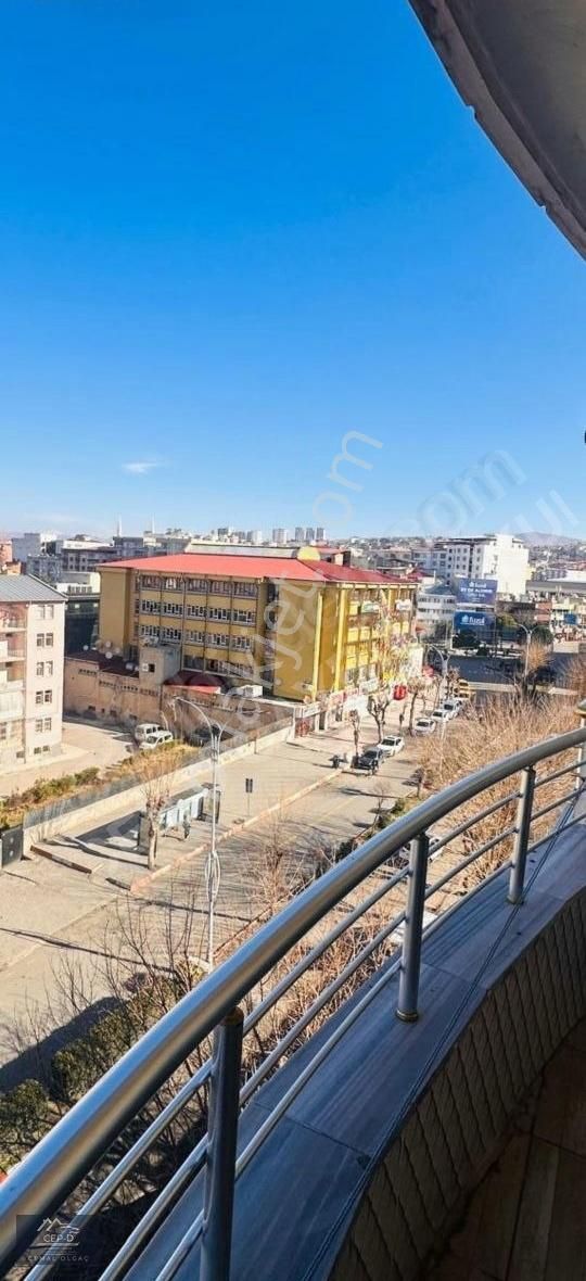 Cep D Gayrimenkulden Kiralık Orjinal 1+1 Eşyalı Dire