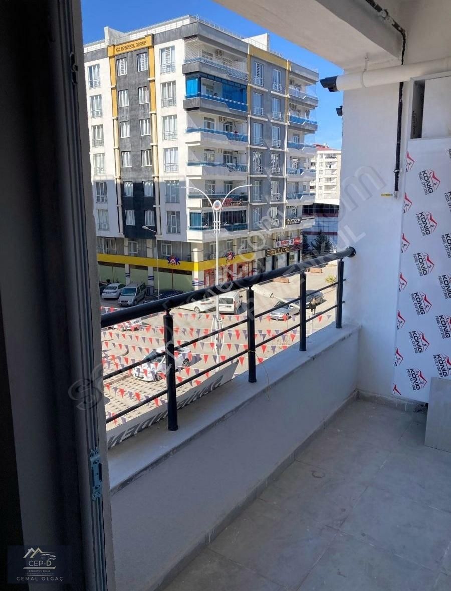 Cep D Gayrimenkulden Sıfır Bina Sıfır Eşyalı Daire