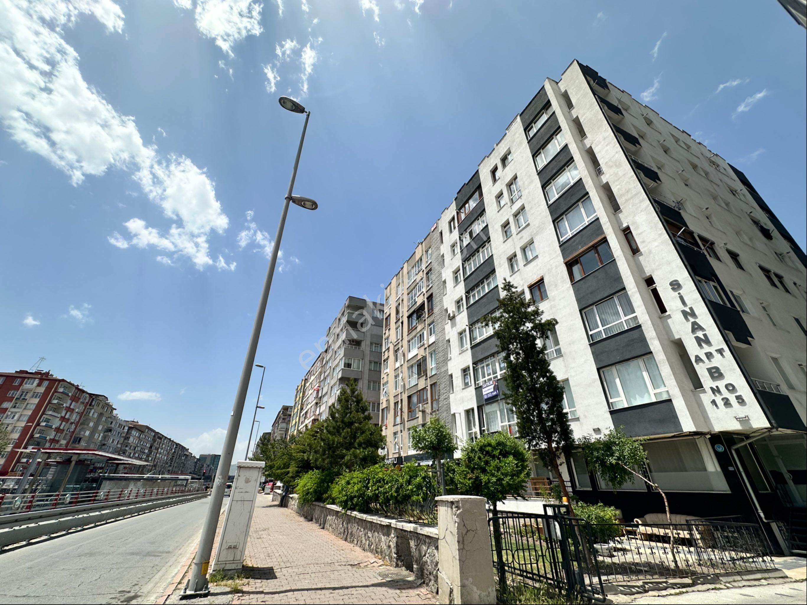 Mimarsinan Mahallesi Sivas Caddesi Üzerinde Kullanışlı Daire