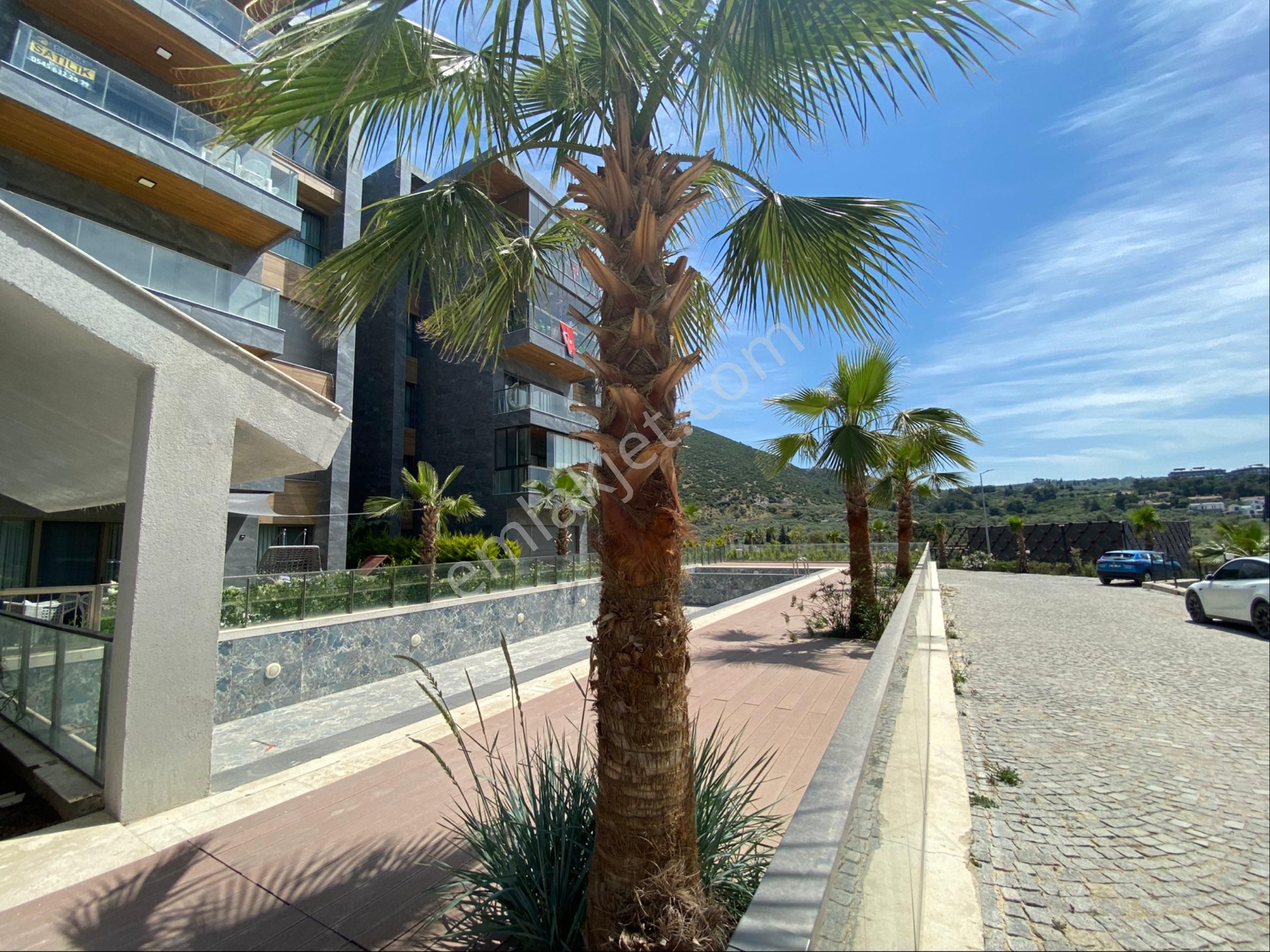 Kuşadası’nda Deniz Manzaralı Lüks Daire - Görsel 2