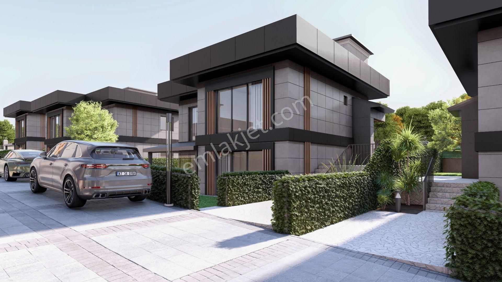 Satılık Durusu Göl Ve Orman Manzaralı 4+1 Villa