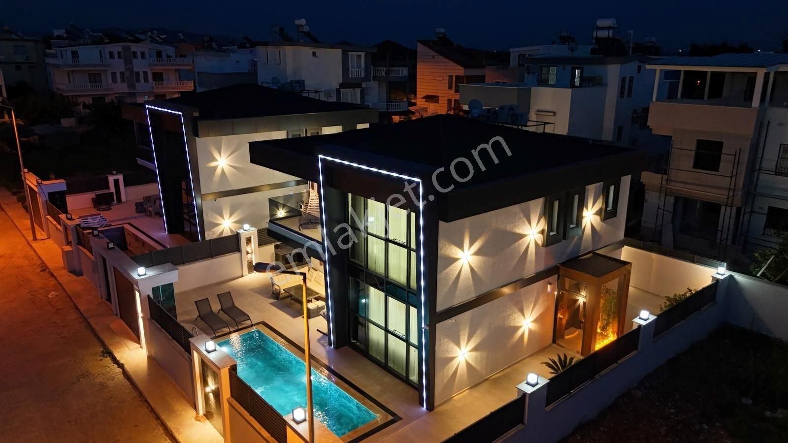 Didim Altınkum’da Eşsiz Lokasyonda Lüks Villa!