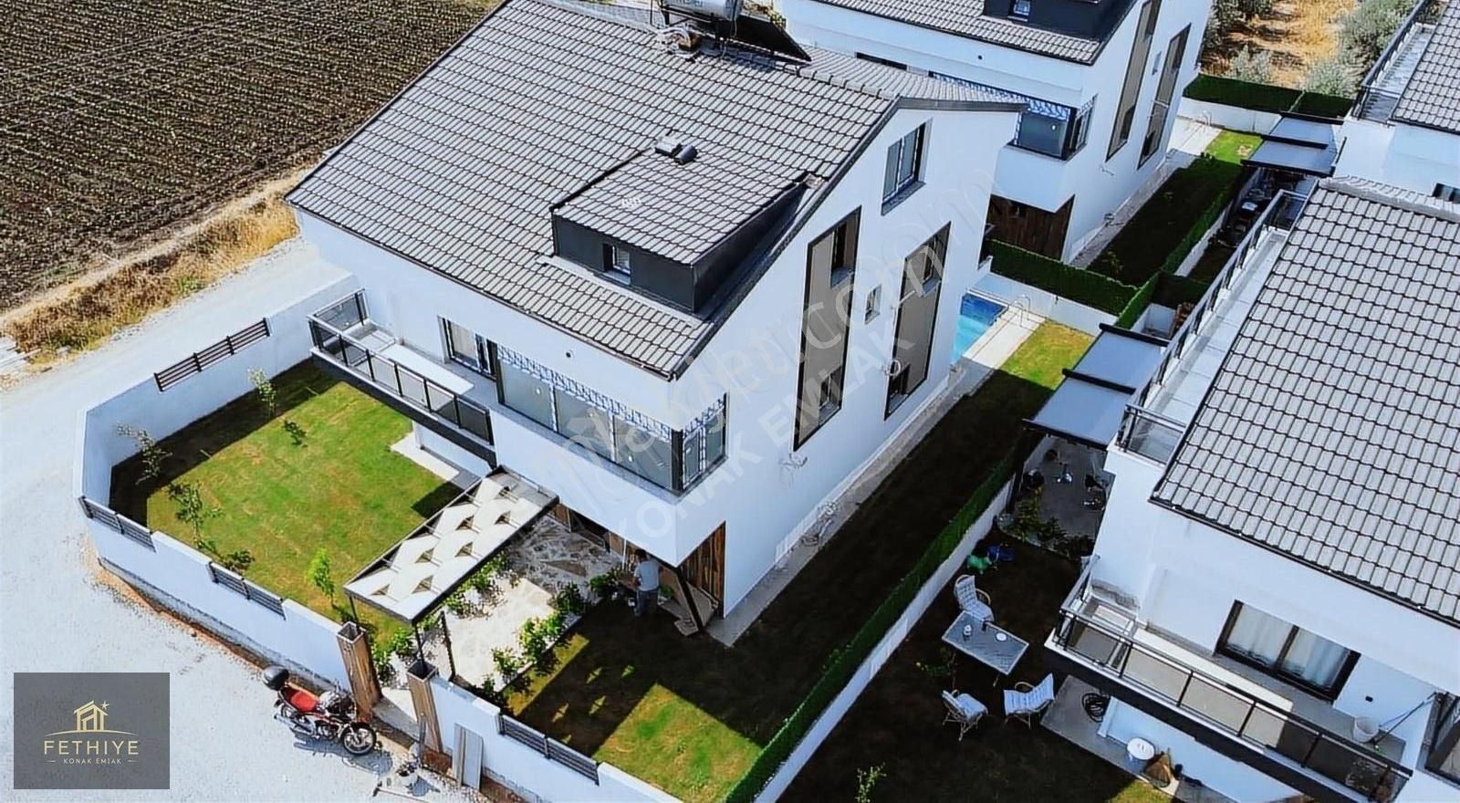 Fethiye Karagedikte Satılık 6 + 1 Özel Havuzlu Lüks Villa
