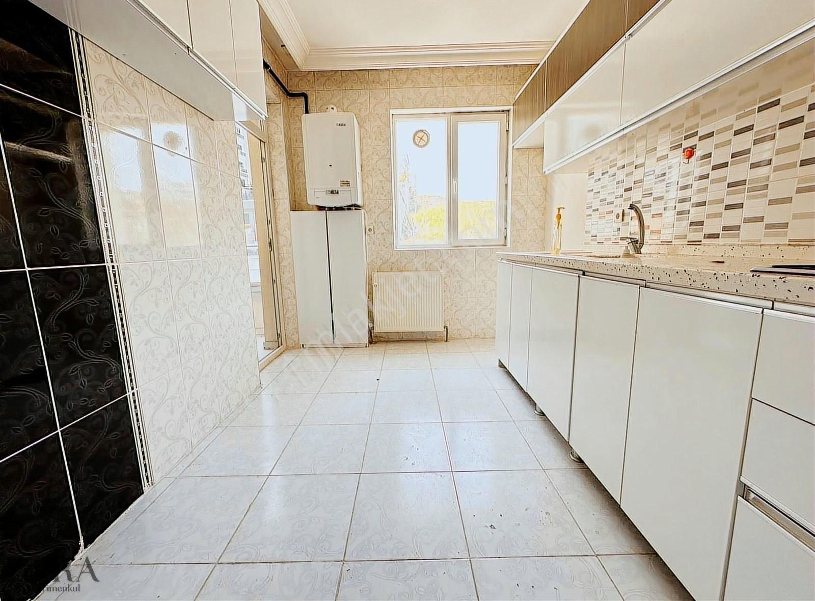 ▄zara▄akşamsettin Mh 928 Cd Üzeri 1.katta 2+1 100m2 Daire
