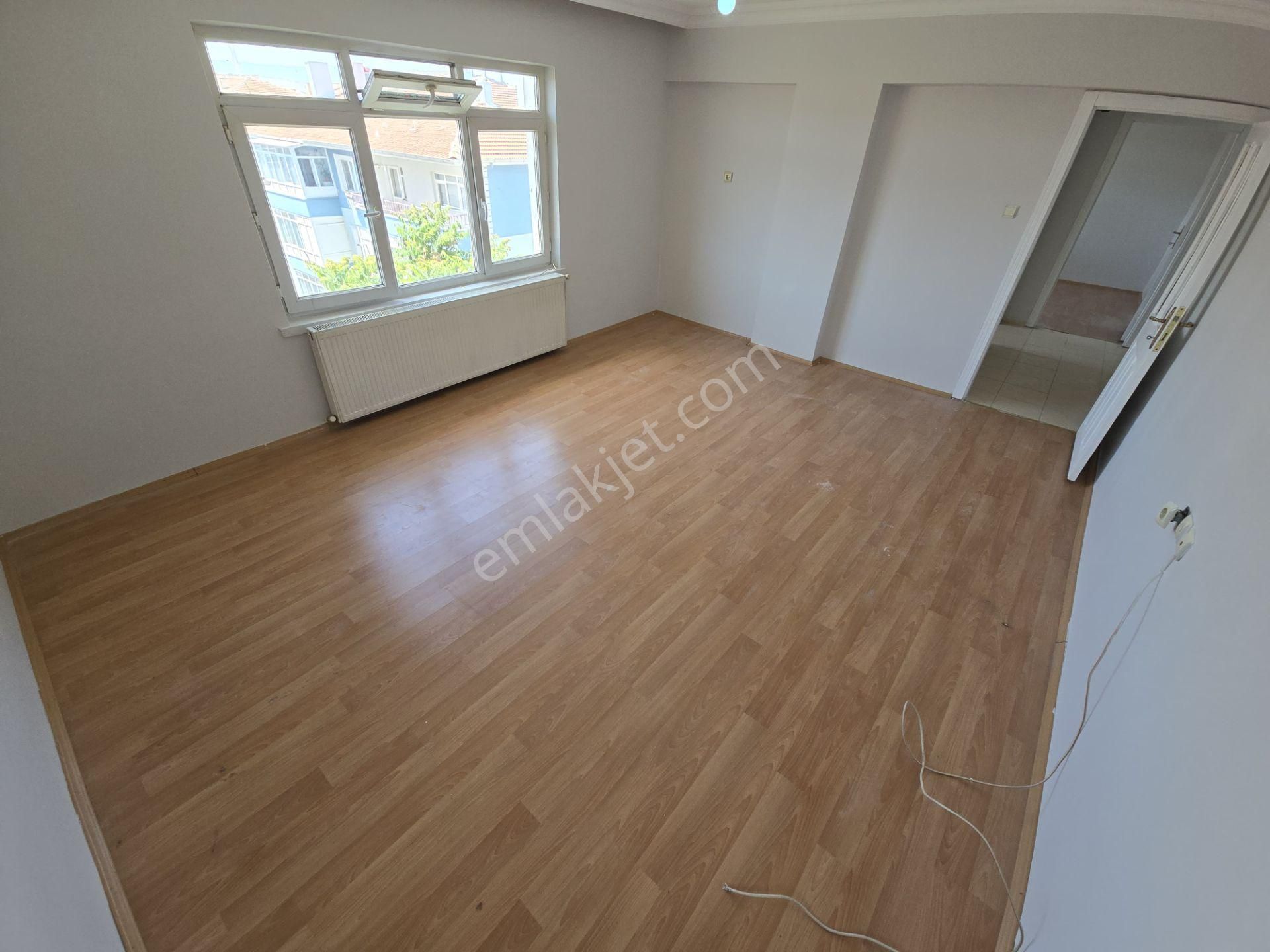 Ayaz'dan Akşemsettin Mah'de Asansörlü Bağımsız 2+1 Daire
