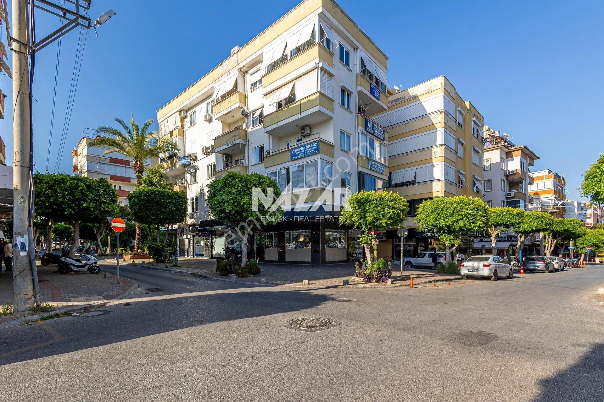 Alanya Merkez Şekerhane’de 25 M² Kiralık İşyeri / Dükkan