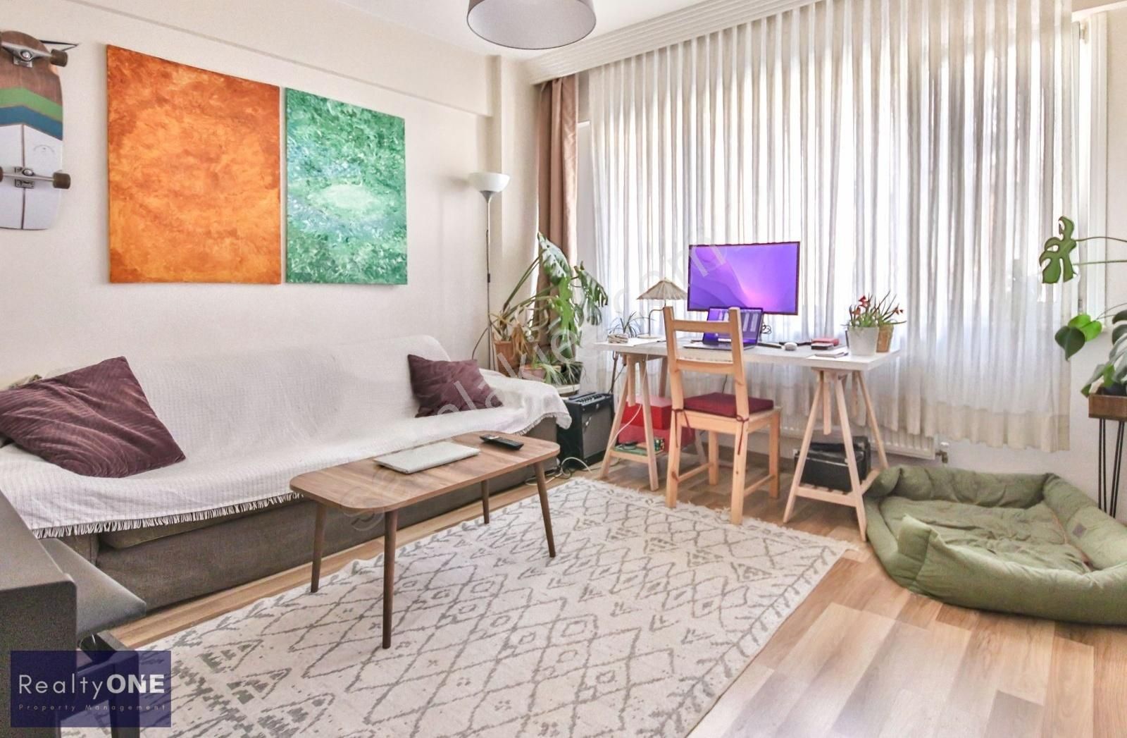 R-one Cihangir Matara Sokak 1+1 Kiracısız Satılık Daire-eng