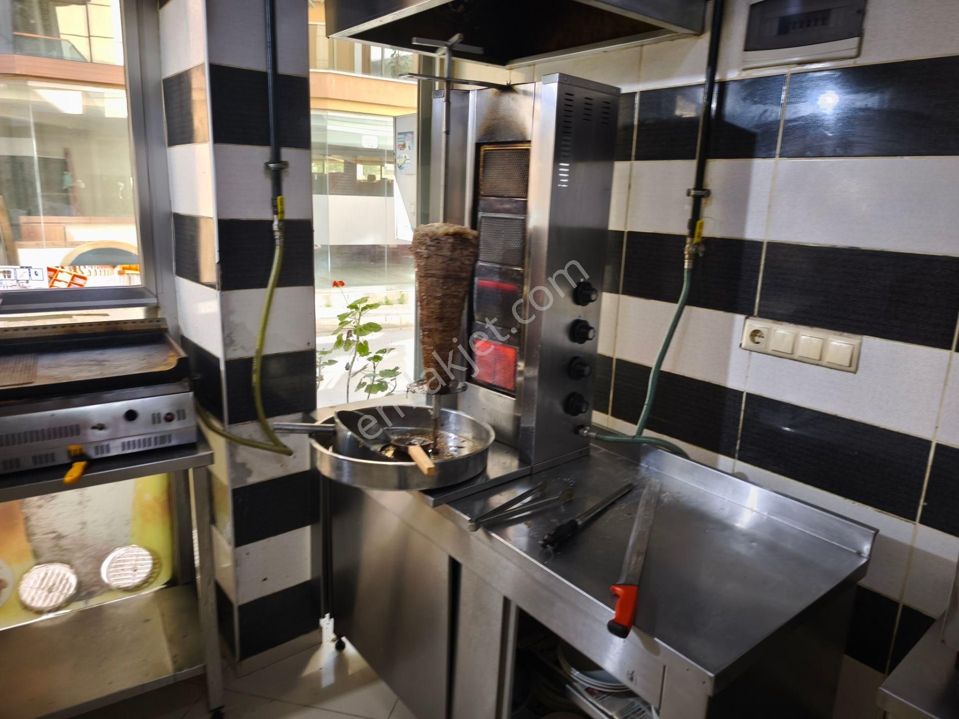 Marka Değeri Yüksek Devren Kiralık 150m2 Döner Dükkanı - Görsel 33