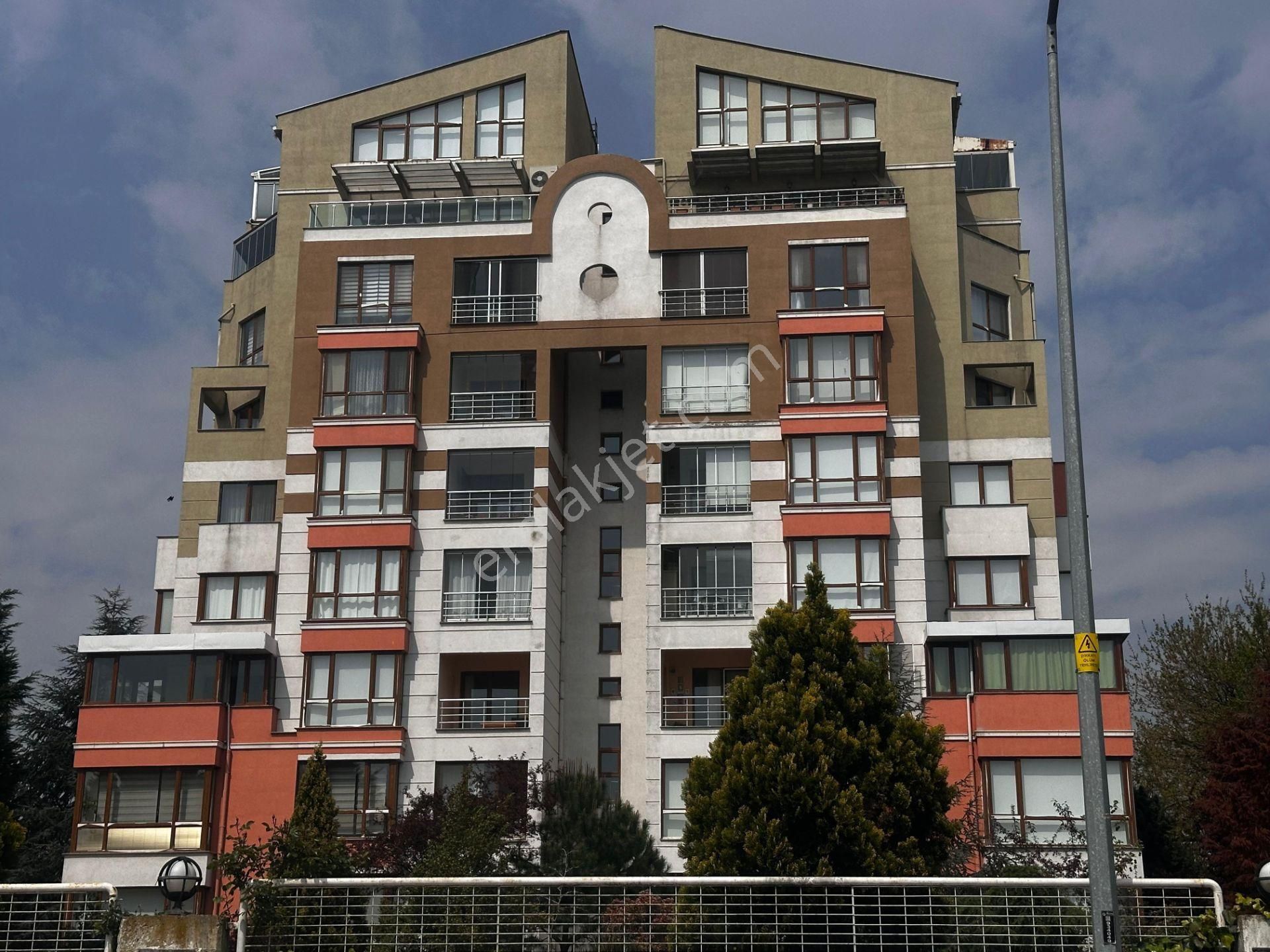 Remax Land'dan Çorlu'nun En Güzel Konumunda 4+1 Satılık Daire