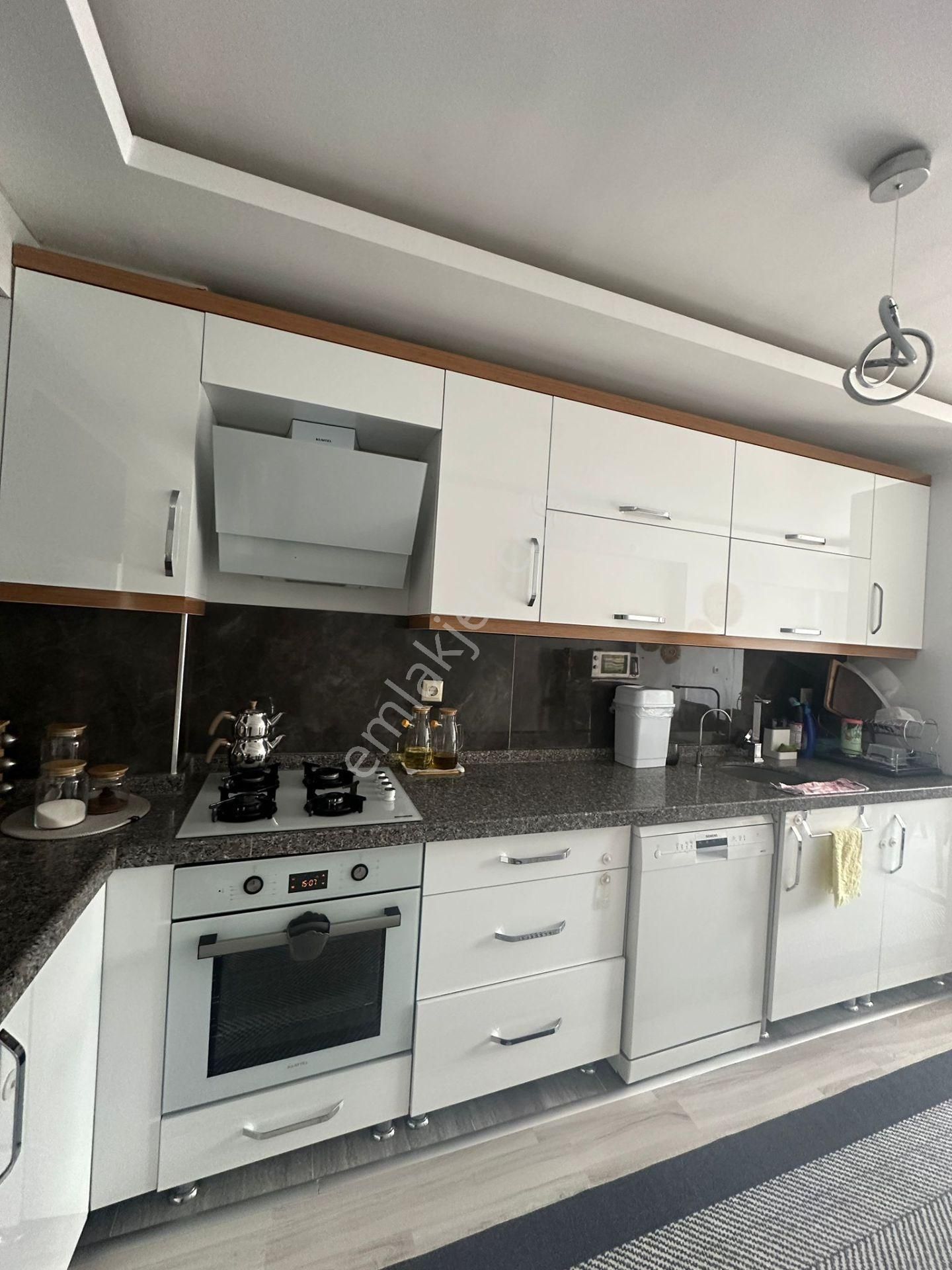 Mamak Akşemsettin Mahallesinde Ferah Güney Cephe Asansörlü Yeni Binada Satılık Daire