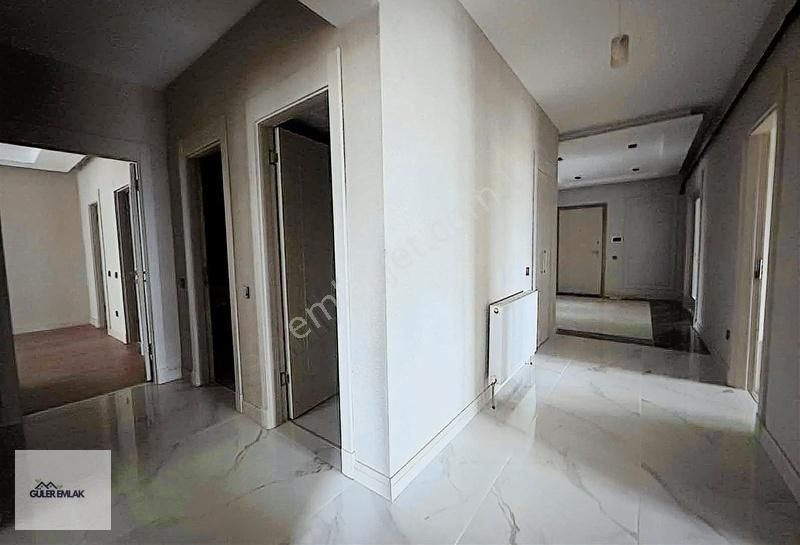 Güler Emlak'dan** Park Altın Sitesi** 4.kat **4+1** Ultra Lüxs**