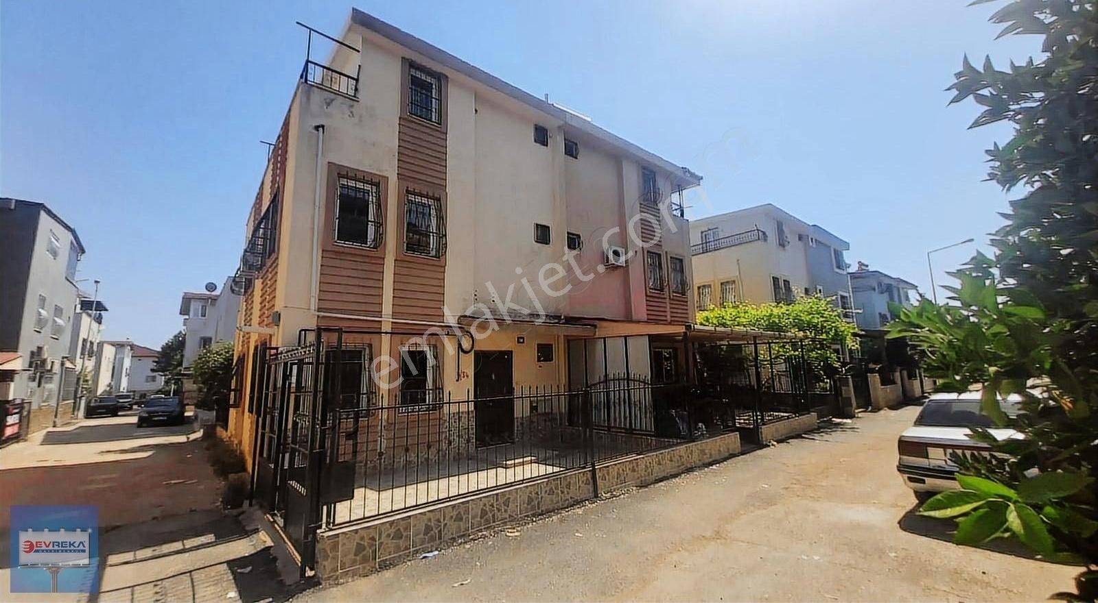 Site İçerisinde Daire Fiyatına Tripleks Villa Hasarsız Masrafsız