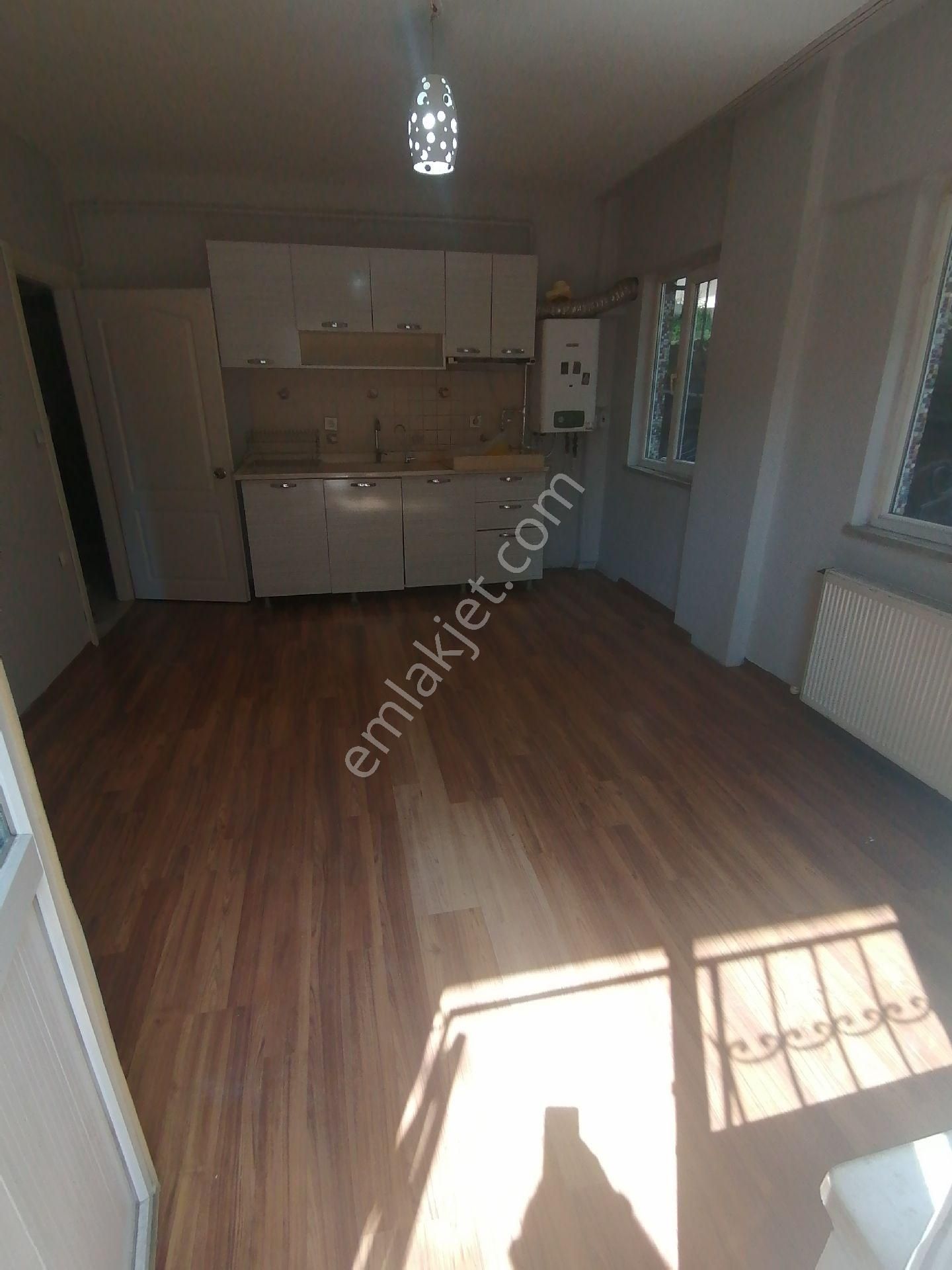 Ümraniye Yamanevler Atatürk Mahallesi Çarşı Metro Yürüme Mesafesi Temiz Giriş Kat - Görsel 22