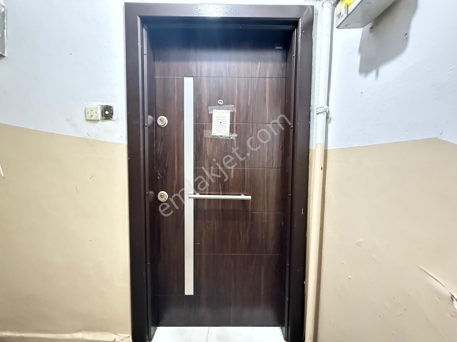 Akşemsettin Mah. | 2+1 | 2.kat | 90 M² | Kombili | Kiralık Daire