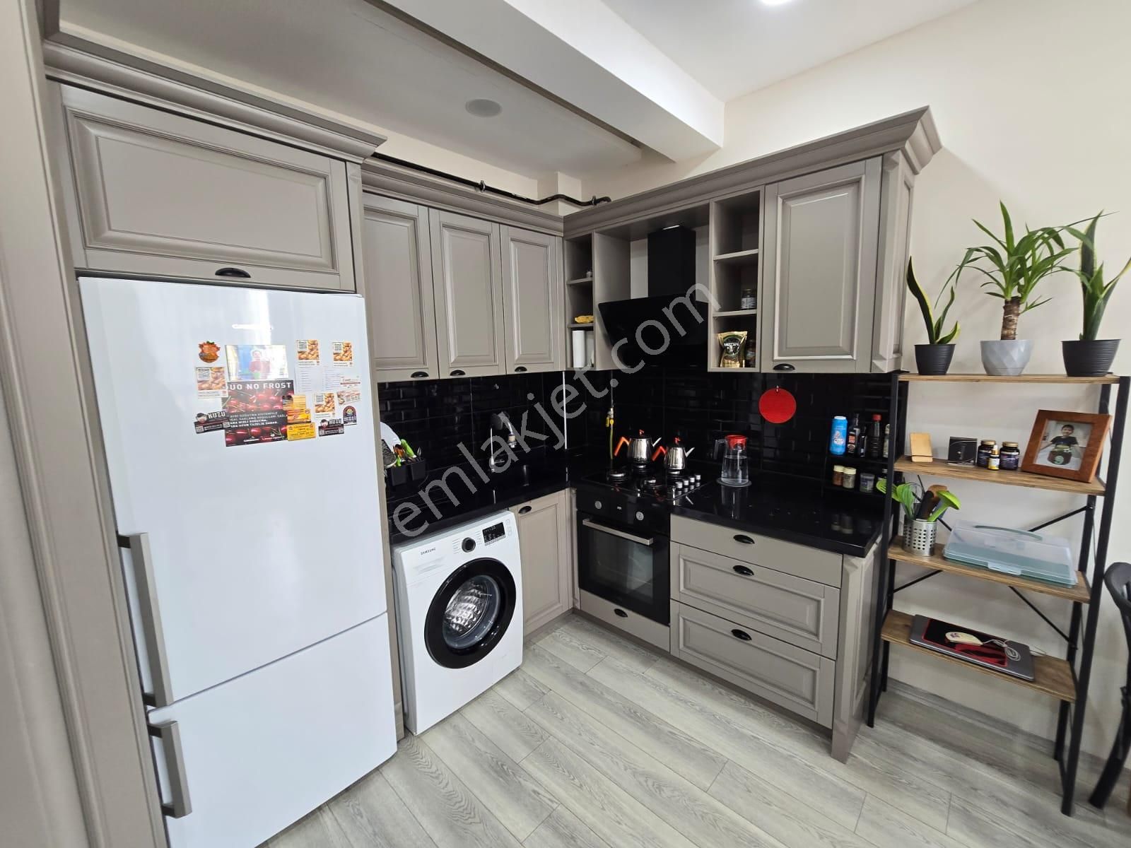 Karınca'dan Yeni Mh Site İçi Havuzlu Ful Sıfır Eşyalı 2+1 Satılık!