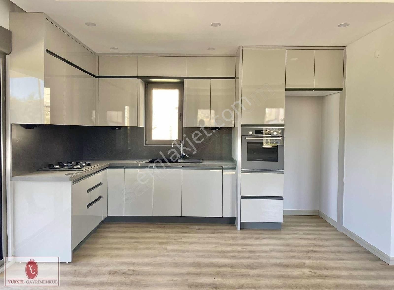 Yükselden Tam Bağımsız 5+1 Ultra Lüx Fırsat Villa