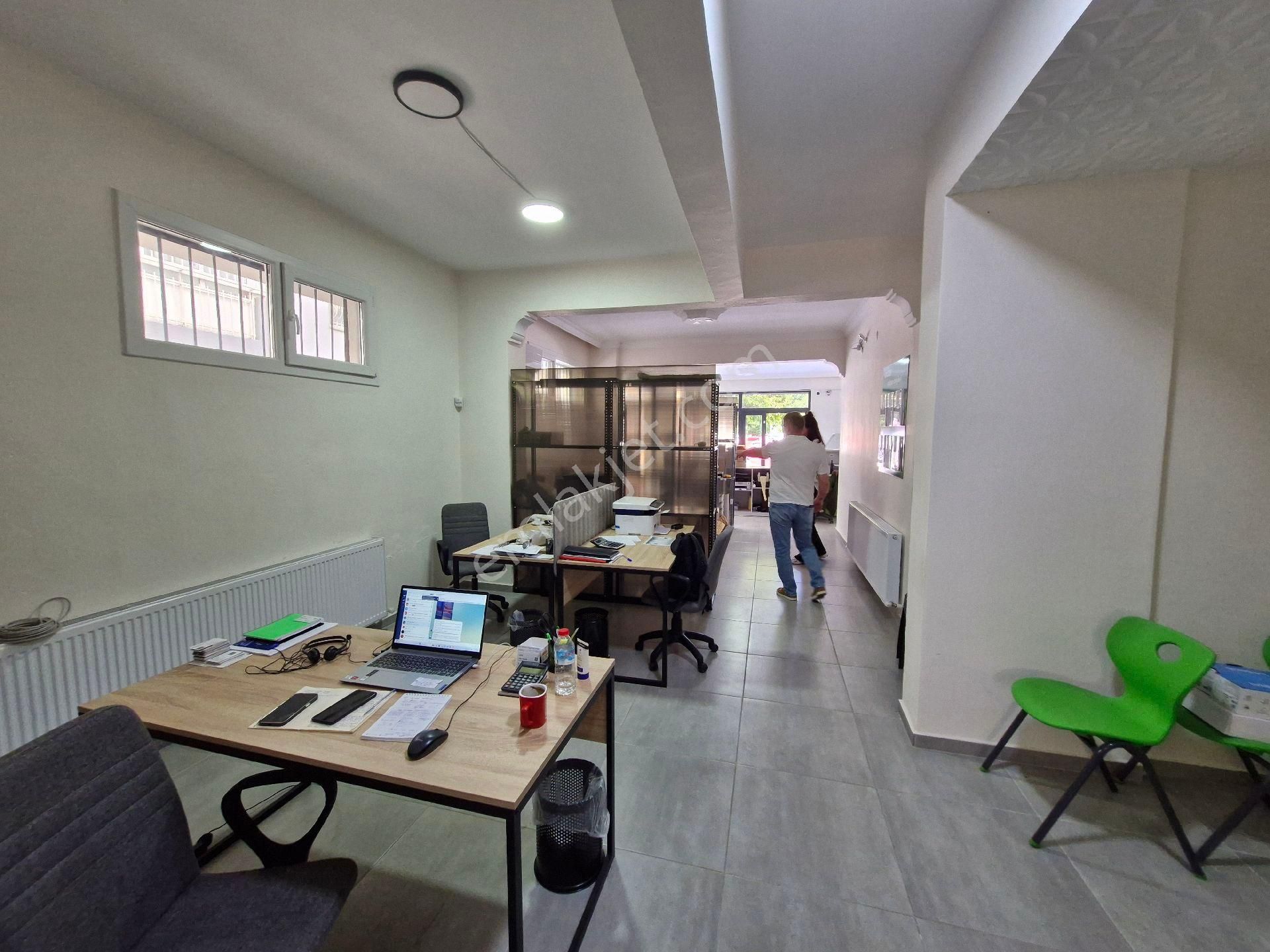 Ordu Bulvarı Üzeri 110 M2 ,2 Wc Li , Mutfaklı , Ful Tadilatlı