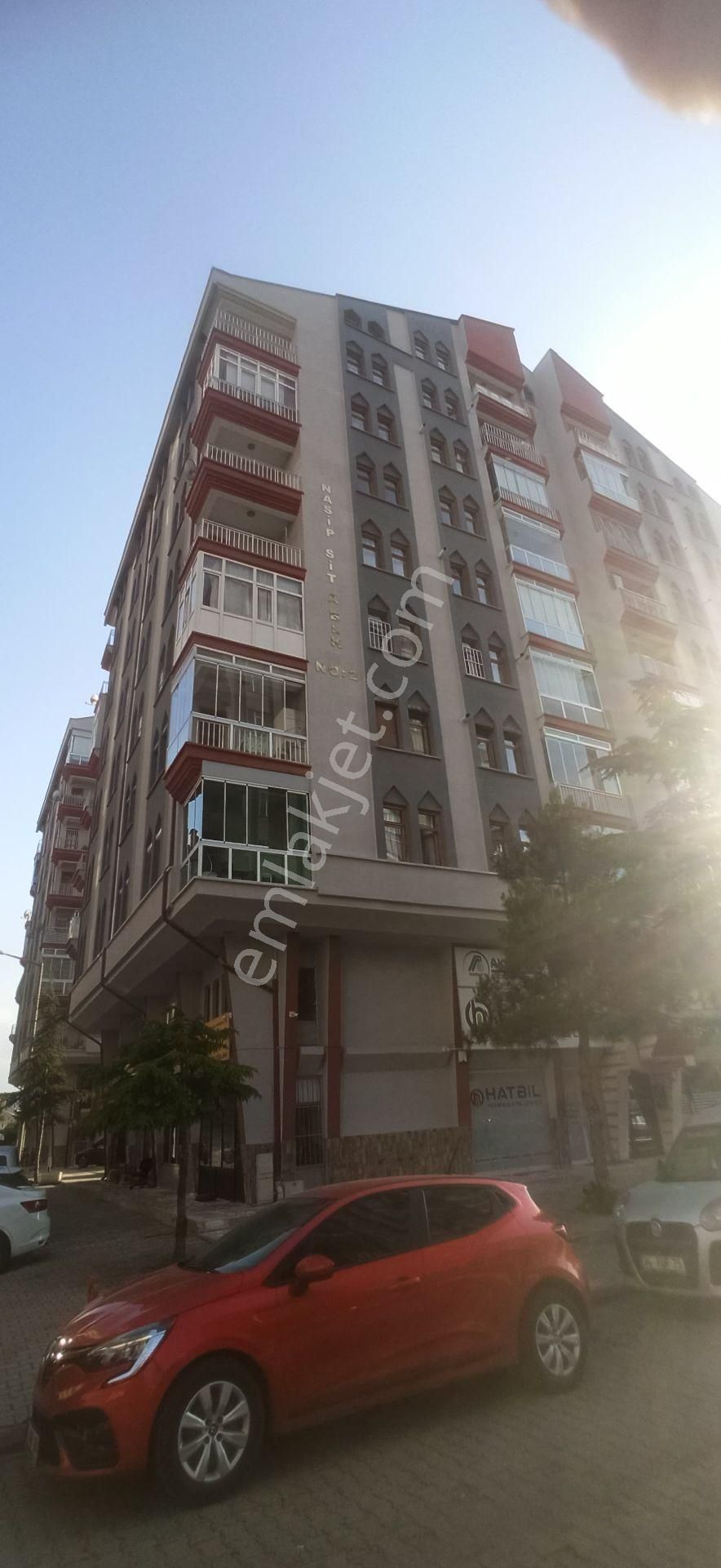Şirin Gayrimenkulden Şefikcan Alt Geçiti Yanı Kiralık 3+1 Daire