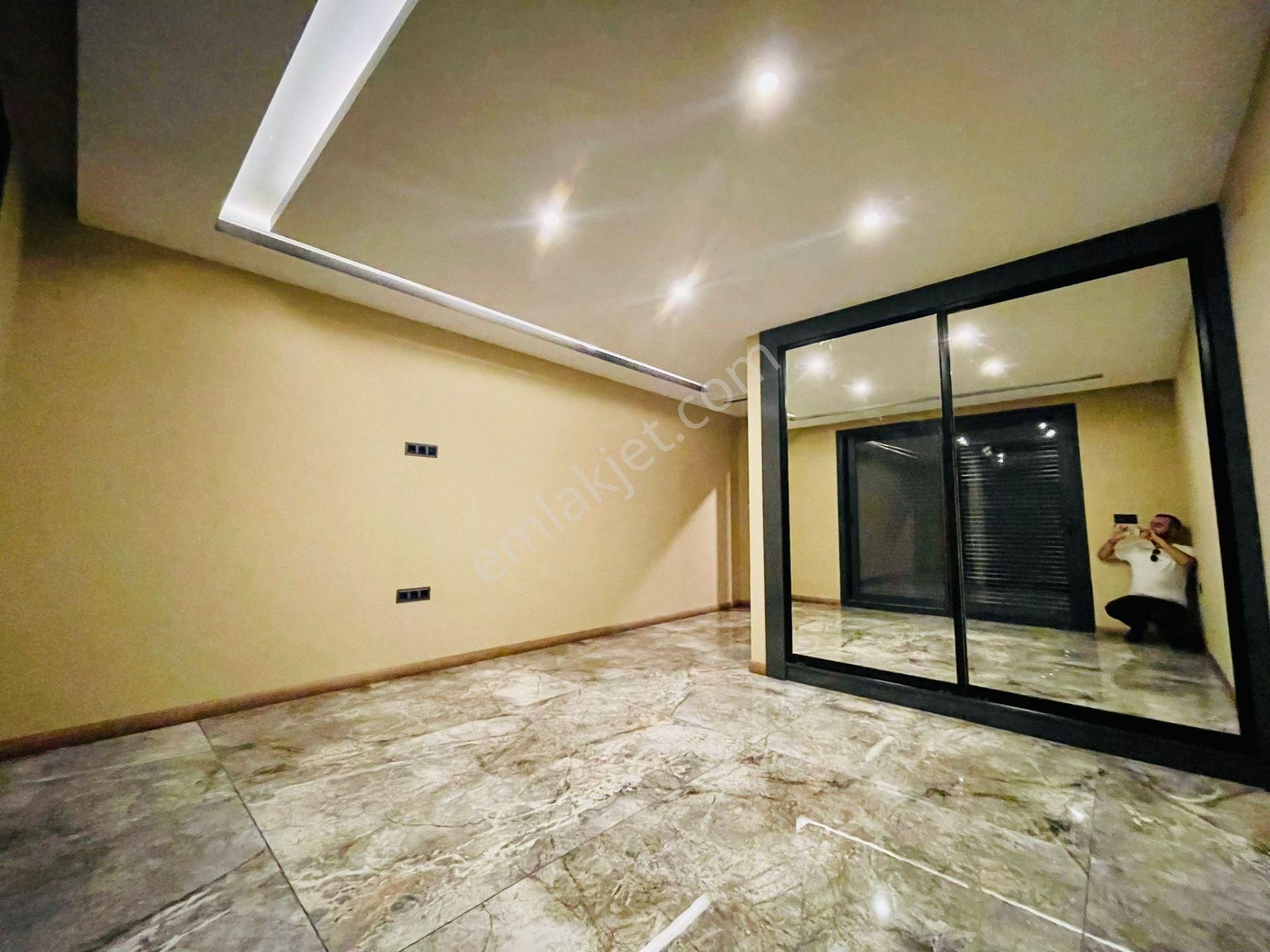 Marinada-sahıle Yakın-full Manzara-özel Havuz/otopark-900 M2 Bahçe-lüx-akıllı Ev-malikane - Görsel 21