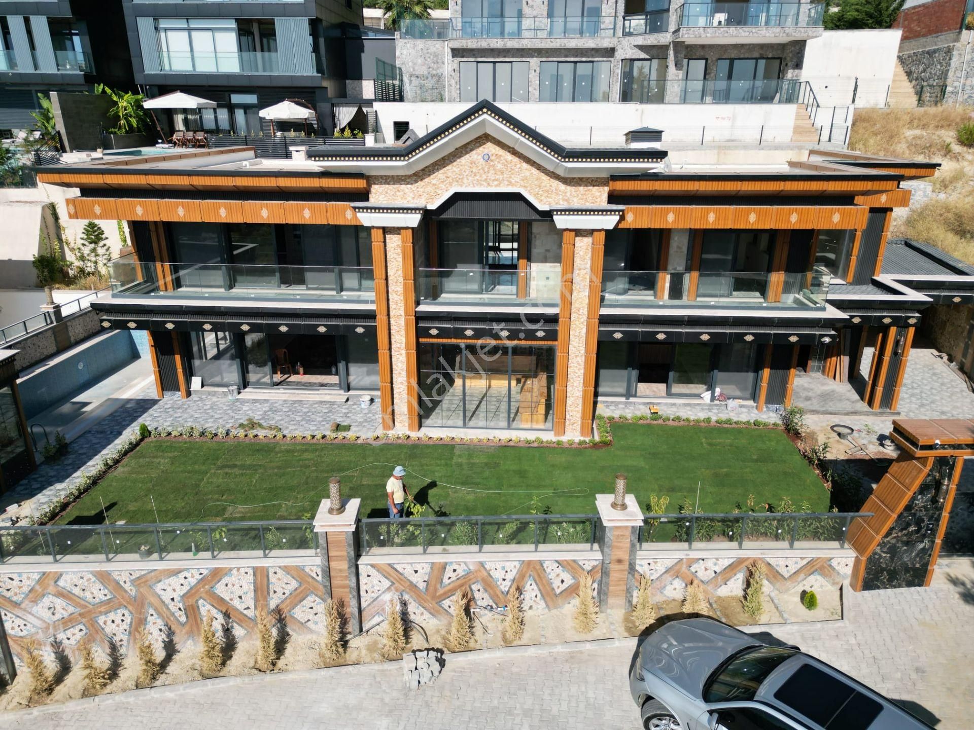 Marinada-sahıle Yakın-full Manzara-özel Havuz/otopark-900 M2 Bahçe-lüx-akıllı Ev-malikane - Görsel 4