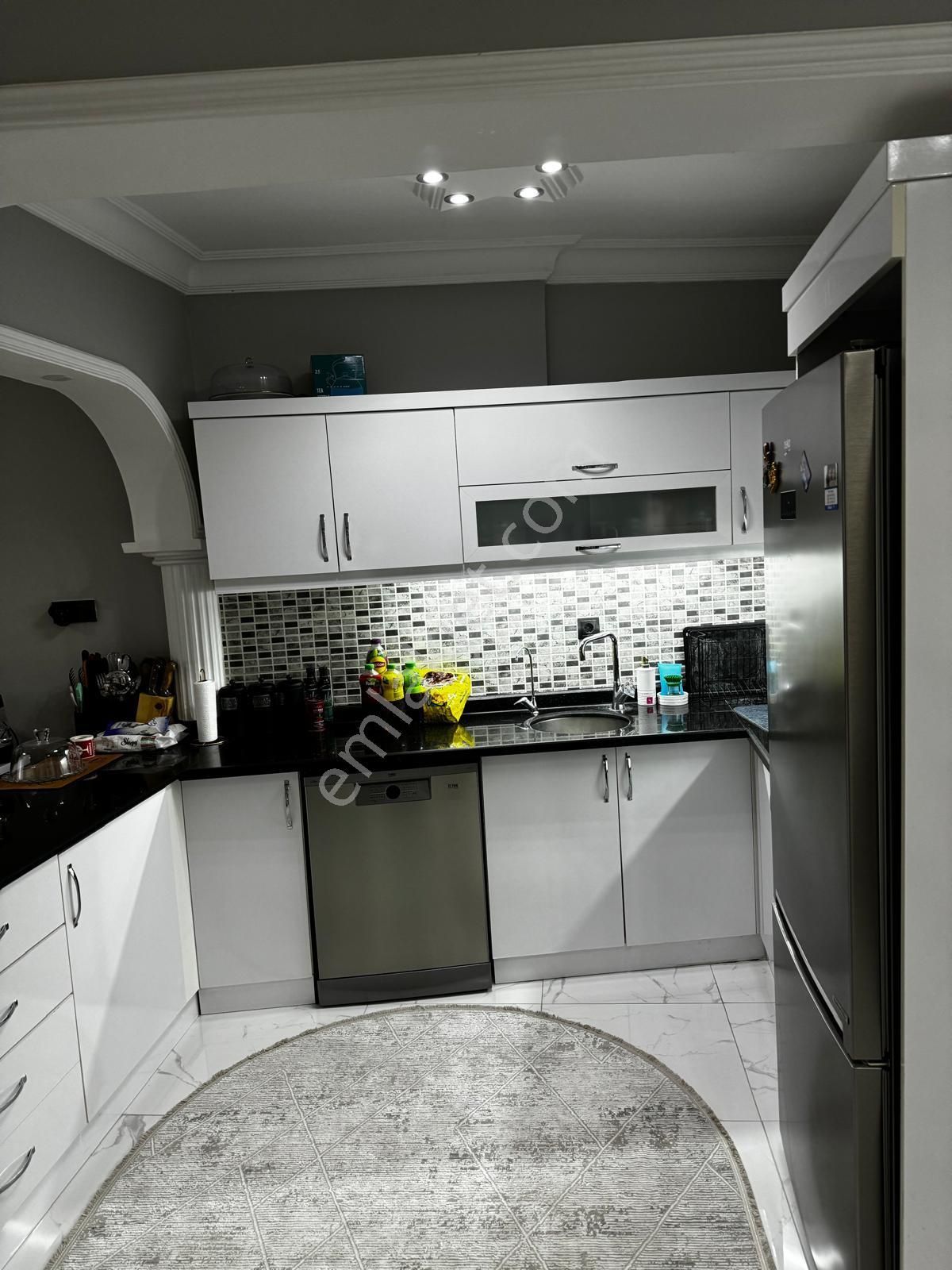 Karınca'dan Deniz Manzaralı Full Eşyalı Satılık 2+1 Daire !