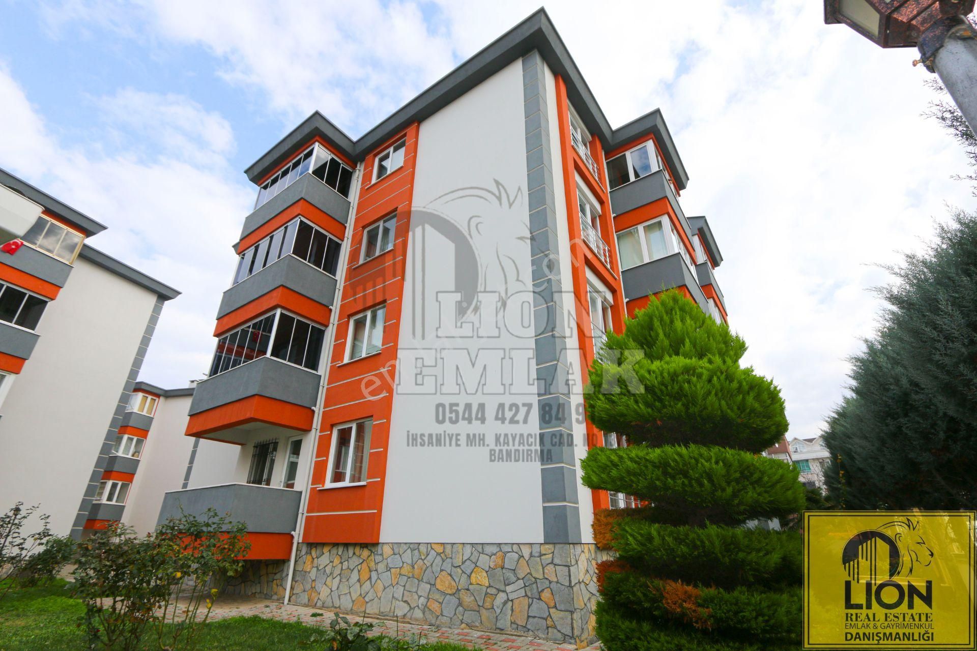 Bandırma İhsaniye'de Site İçi,arakat Çift Balkonlu Satılık 3+1 Daire