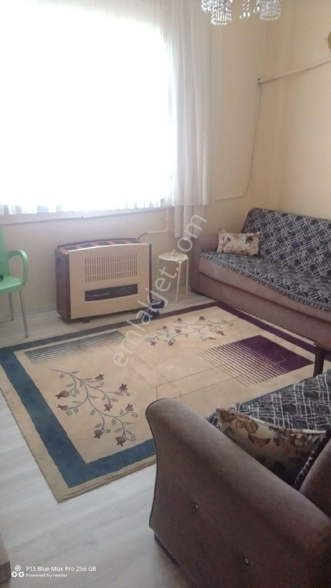 Bağcılar Fevziçakmak Mh. 115 M2 / 3+1 Balkonlu Y. Giriş Daire