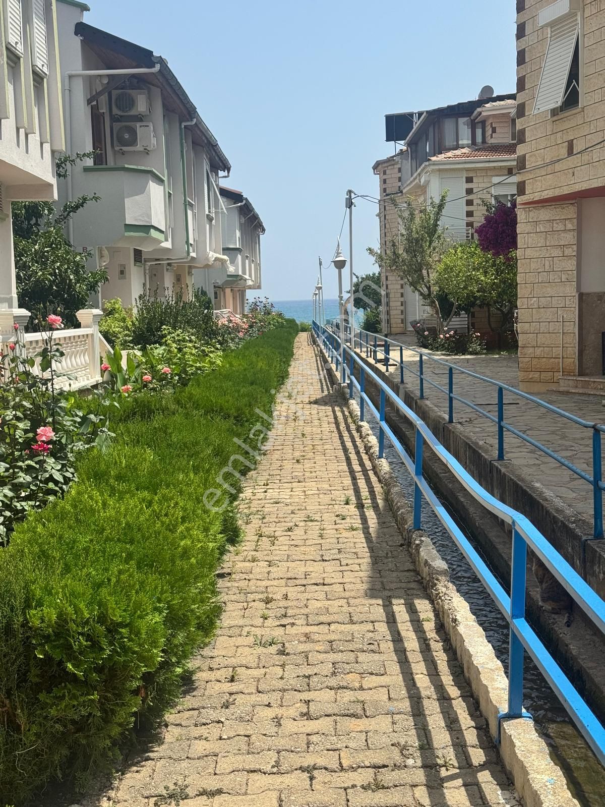 Bozyazı Orkide Sitesinde Muhteşem Konumda Denize Sıfır Triplek Eşyalı Satılık 4+1 Villa - Görsel 11