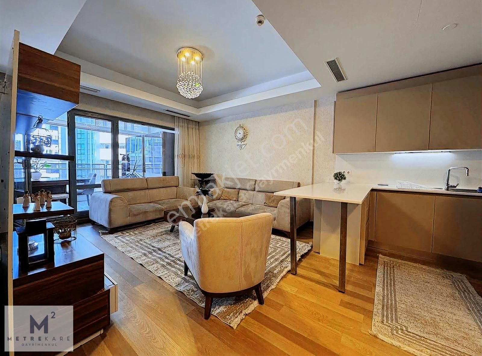 Ağaoğlu Maslak 1453 1+1 Eşyalı Kiralık Daire Kapalı Balkon Cadde