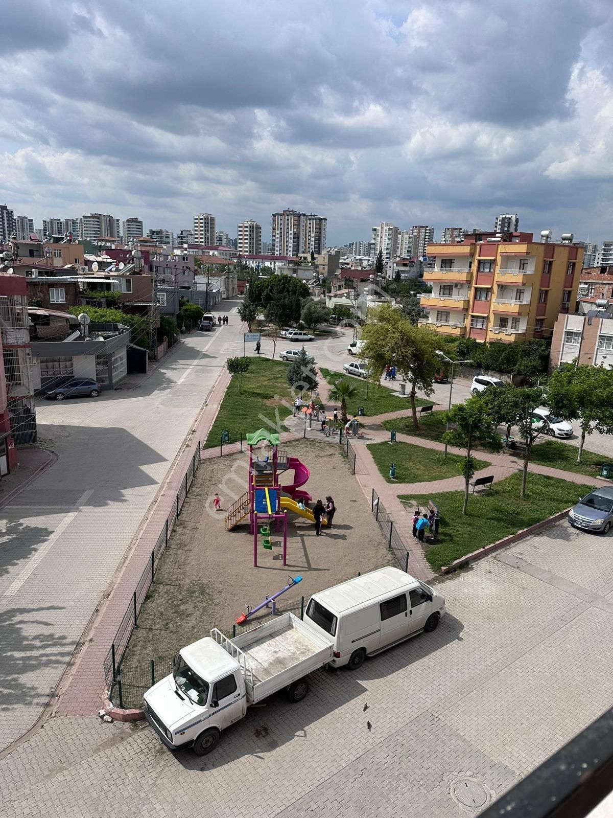 Sahibinden Geniş Oturumlu 3+1 4 Cephesi Açık