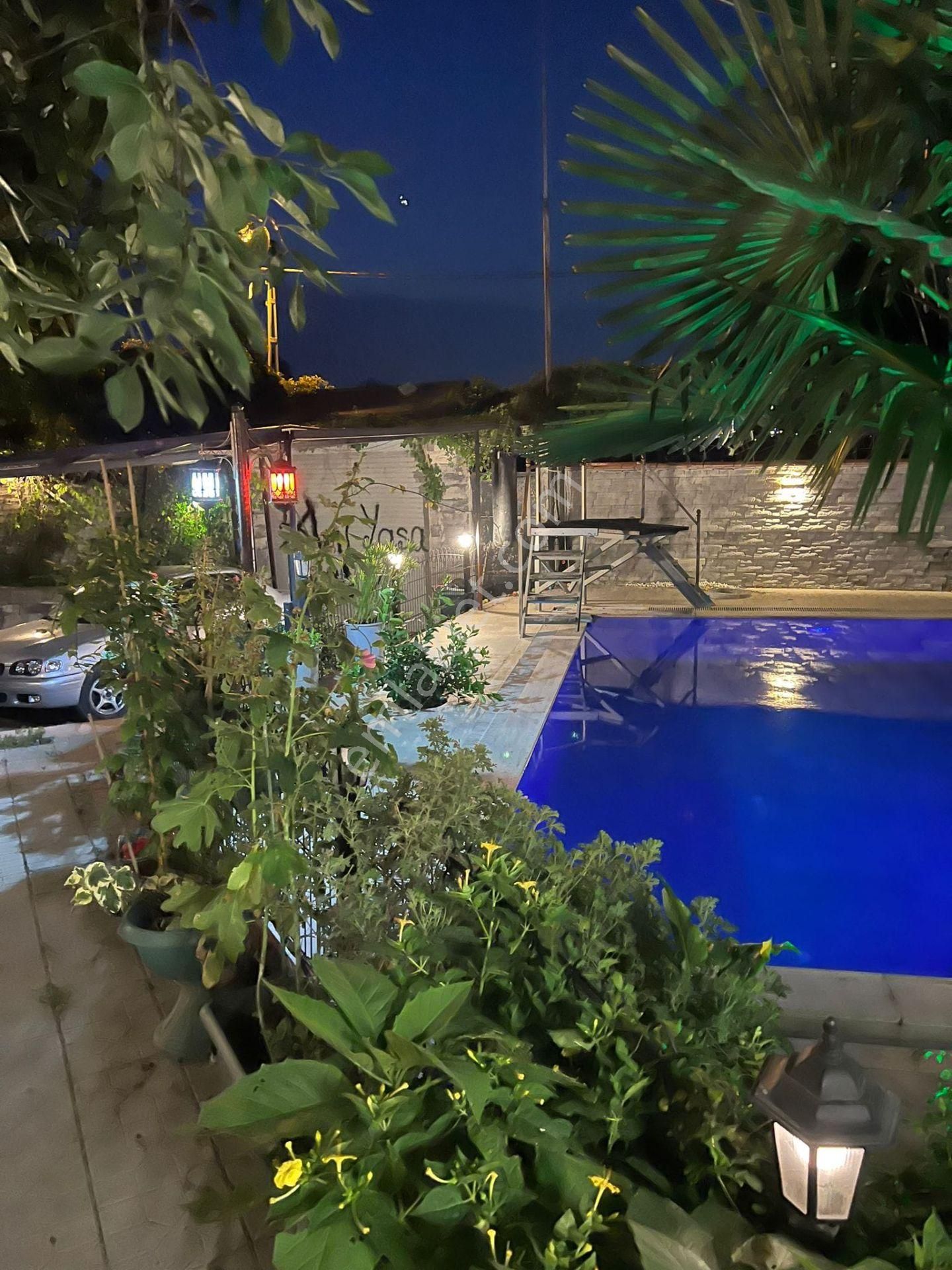 Arnavutköy Hacımaşlıda 5+2 Havuzlu Lüks Villa - Görsel 4