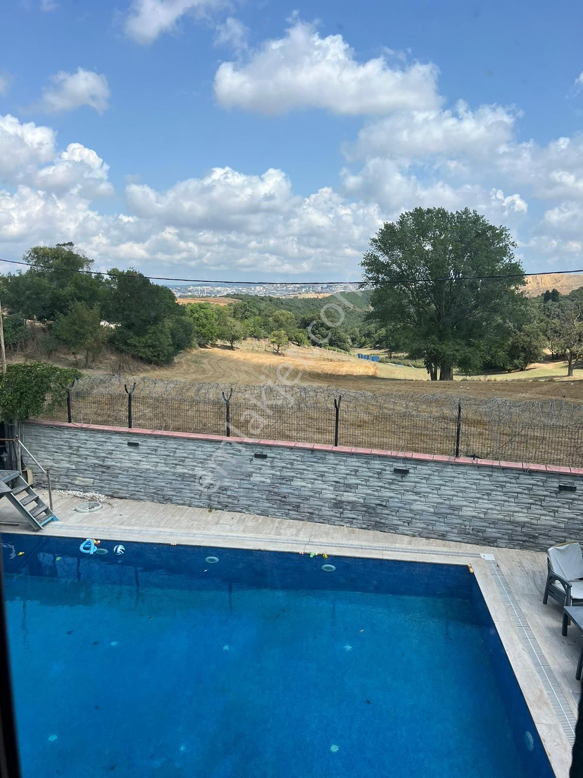 Arnavutköy Hacımaşlıda 5+2 Havuzlu Lüks Villa - Görsel 23