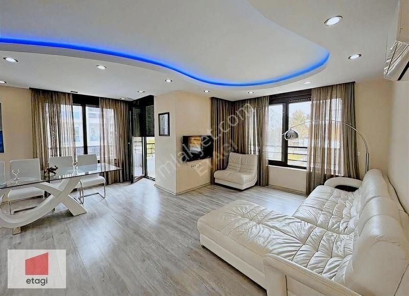 Antalyanın Gözde Bölgesi Konyaaltında 2+1 Satılık Lüks Daire!