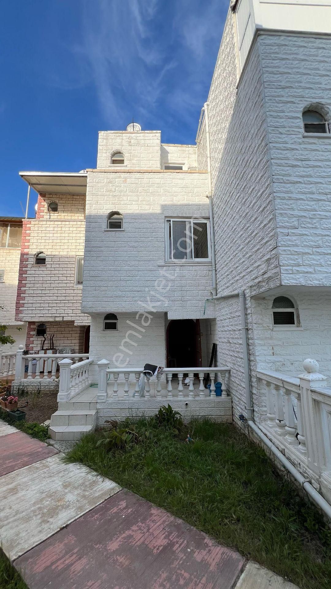 Müstakil Triplex Villa Site İçerisinde Denize Yakın Silifke Atayurtta Ki Yerimiz Satılıktır - Görsel 4