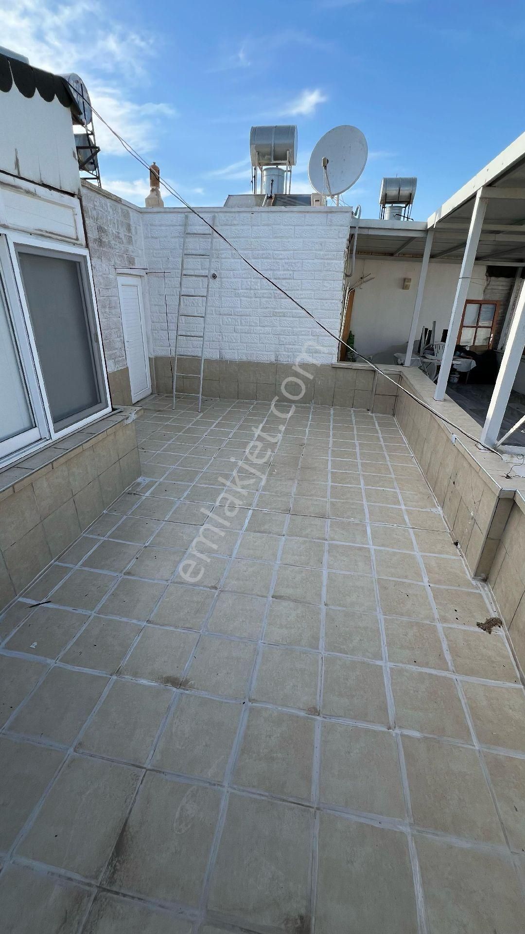 Müstakil Triplex Villa Site İçerisinde Denize Yakın Silifke Atayurtta Ki Yerimiz Satılıktır - Görsel 18