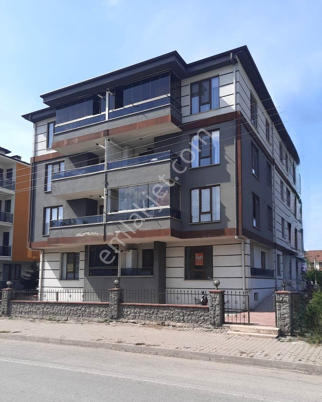 Düzce Darıcı Mahallesinde 2+1 Giriş Kat Satılık Daire!