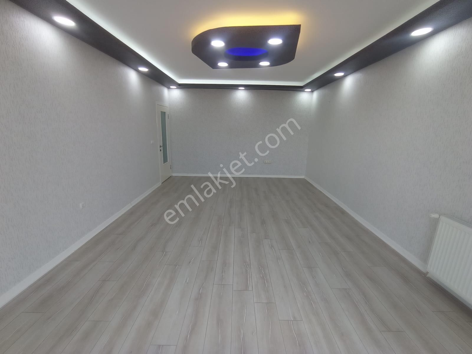 Yazıcı Emlak'tan Törekent Mahallesinde Site İçerisinde 3+1 Daire