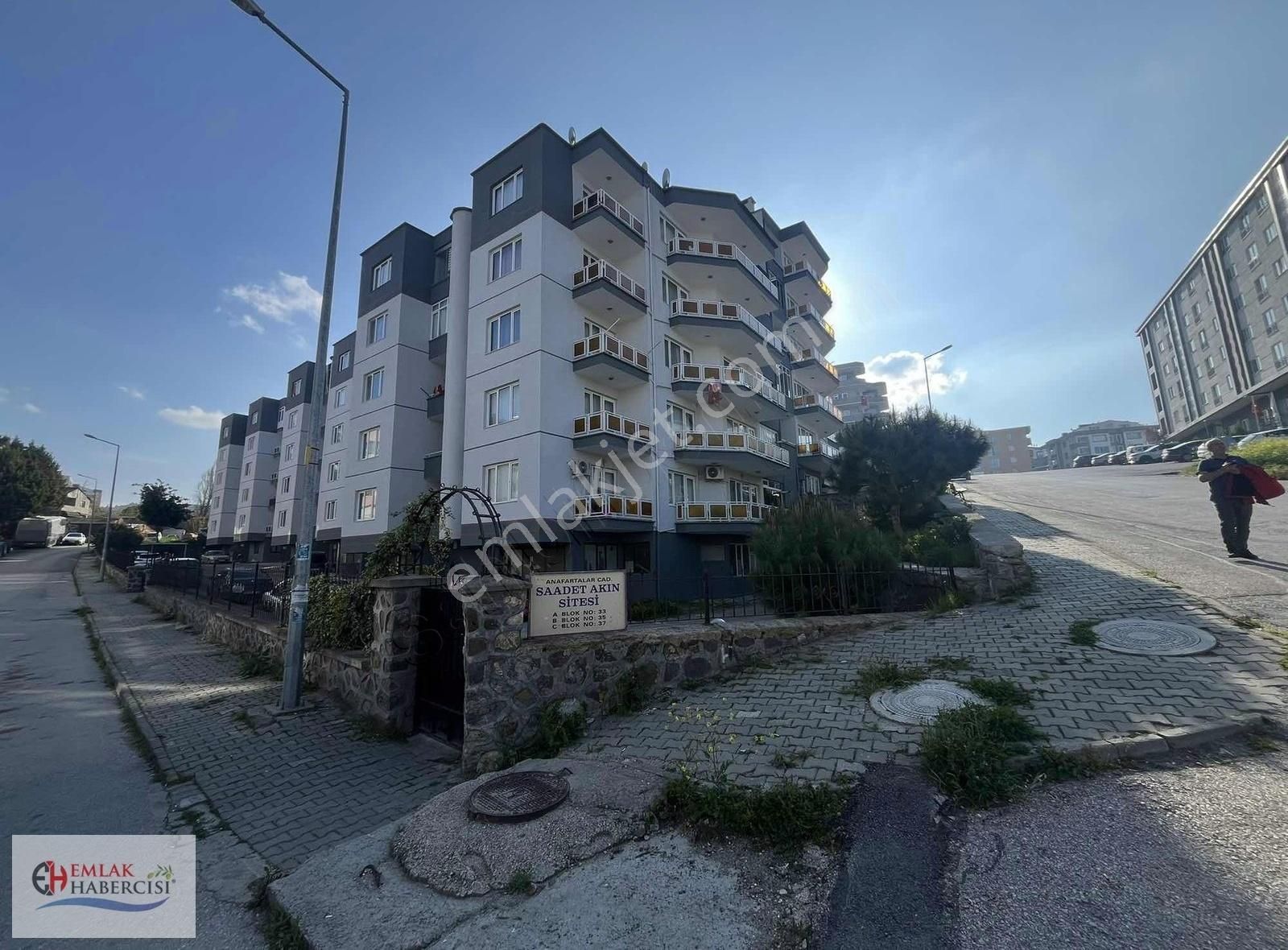 Güzelyalı Merkezde Masrafsız Site İçi 3+1 Daire