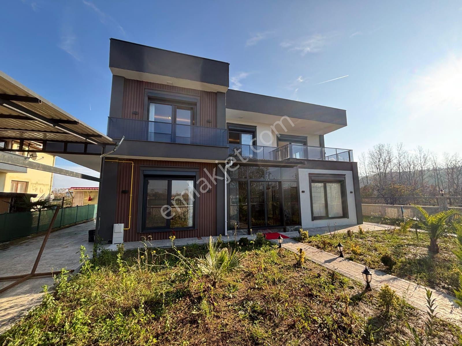 Mustafa Şen'den Satılık Villa
